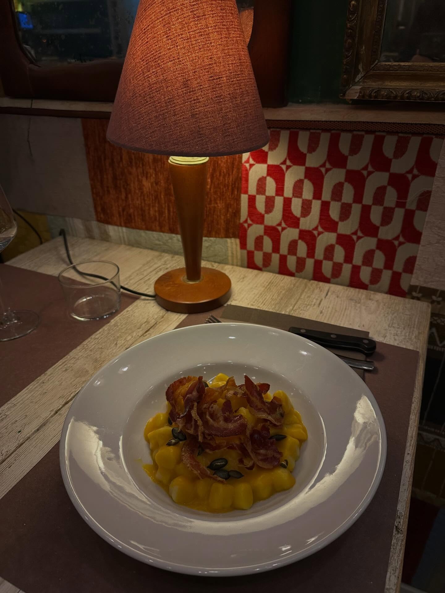 Gnocchi con zucca e guanciale croccante
